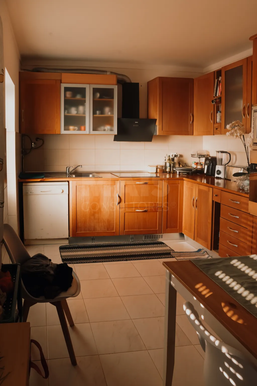 Apartamento T2 com Sótão, T1 na Cave e Potencial de Rentabilidade