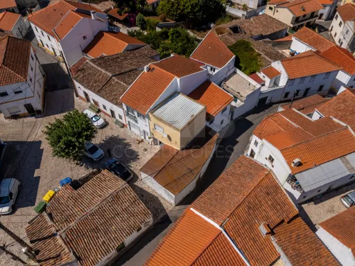 Mini Moradia Duplex em Olho Marinho