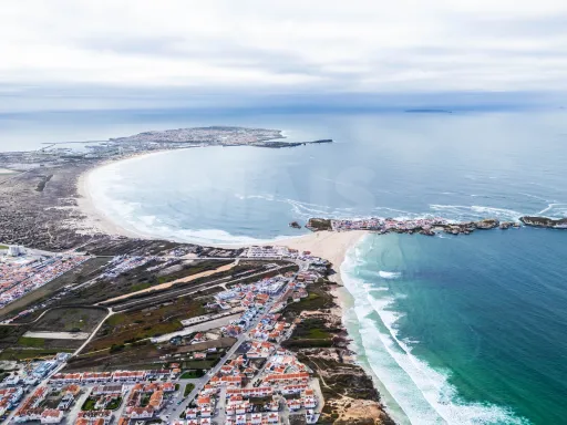 Rustic land in Ferrel, near Almagreira beach