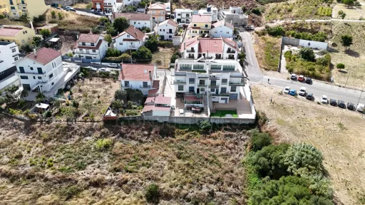 Moradia T4 no Bairro do Trigache Norte