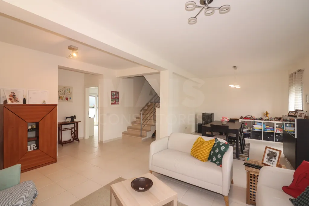 Excelente moradia T3 em Aveiras de Cima