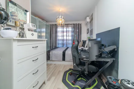 Moradia T2+2 totalmente remodelada com piscina aquecida no Porto Alto