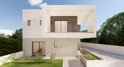 Moradia T4 c/ Suite, Jardim, Piscina & Parqueamento!