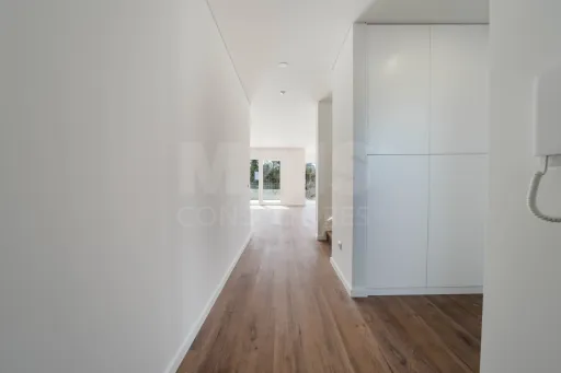 Moradia T3+1 NOVA com Piscina e Garagem, Caldas da Rainha