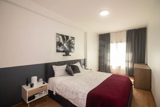 Apartamento T2 Moderno com Garagem | A-da-Beja, Amadora