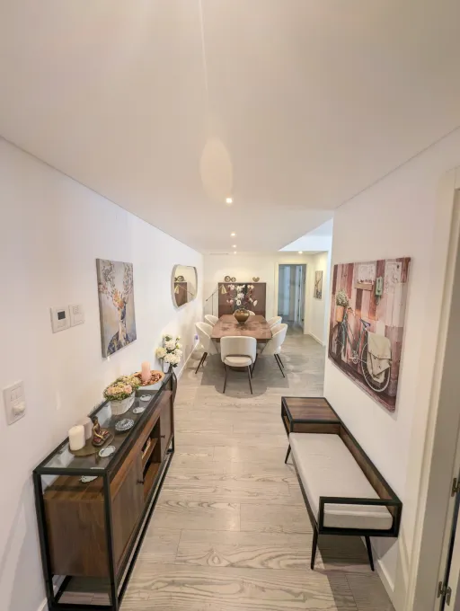 🏡 T2 COM 147M², com BOX e Varanda, na URBANIZAÇÃO MALVAROSA em  ALVERCA