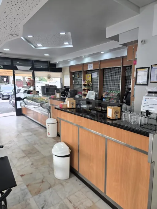 Trespasse de Cafetaria-Pastelaria em Bobadela