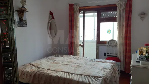 4 bedroom apartment in Arroios to Jardim Constantino