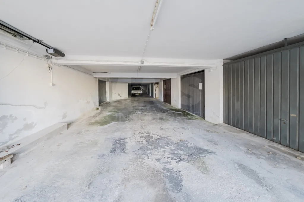 Garagem com 35 m² em Peniche