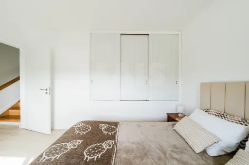 3 bedroom duplex with sea view in Peniche