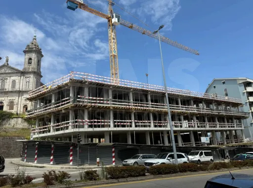 Apartamento T3 NOVO com Terraço Privativo – Bonfim (Fração D, Rés-do-chão)