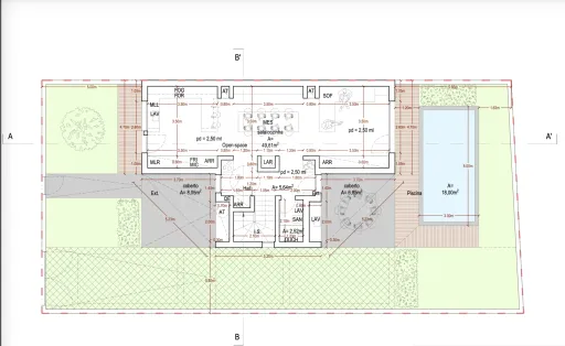 3 Bedroom Semi-Detached House w/ 1 Suite, Garden, Parking and Pool! (LT2)