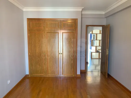 Apartamento T2 em Vale de Santarém