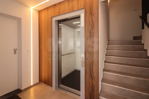 Apartamento T2 + Duplex -   2 lugares de estacionamento Casal Cambra