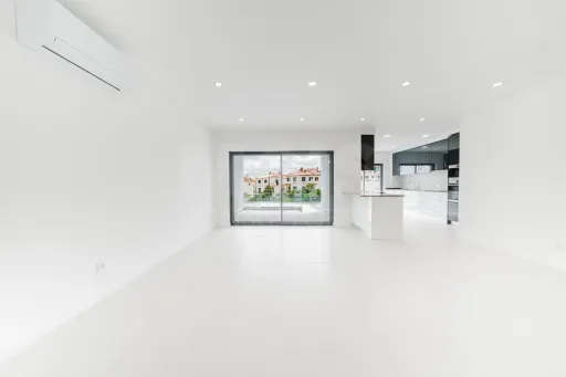 New 4 Bedroom House w/ Sea View, Pool and Garage, Areia Branca, Lourinhã