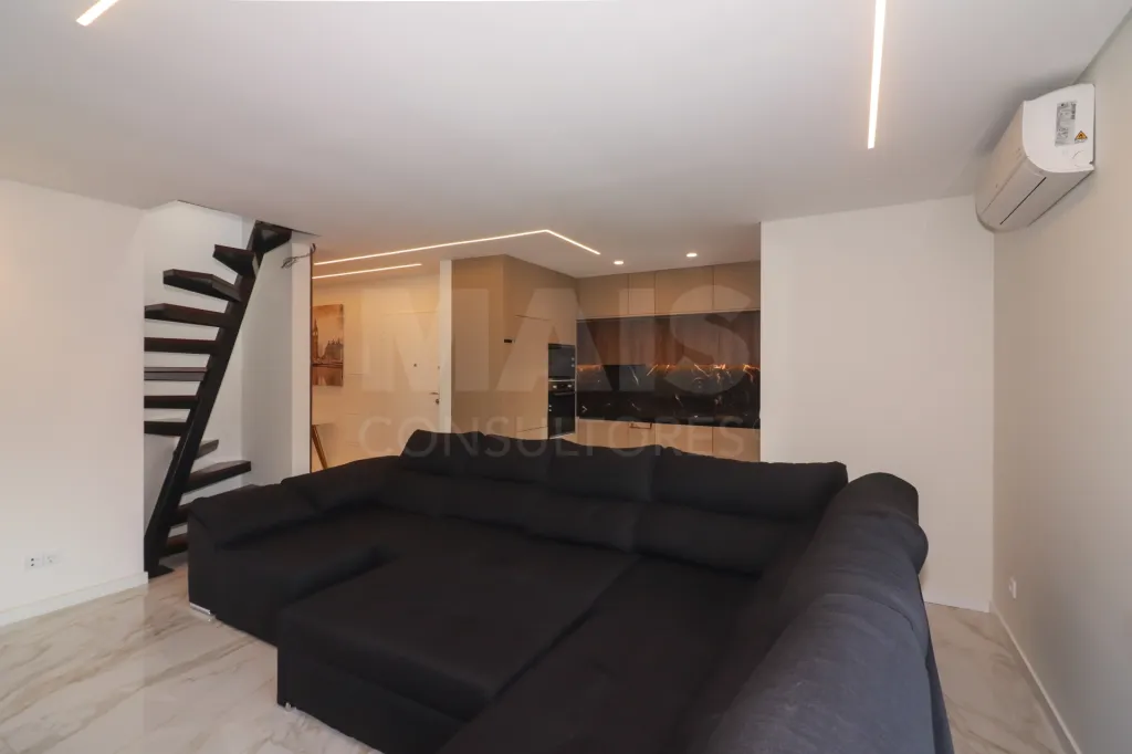 Apartment T2 + 1 - 2 parking spaces Casal Cambra