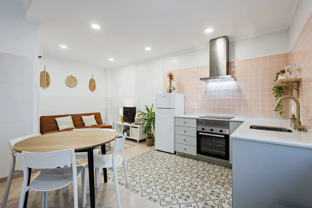 Moradia T1+1 no centro de Peniche