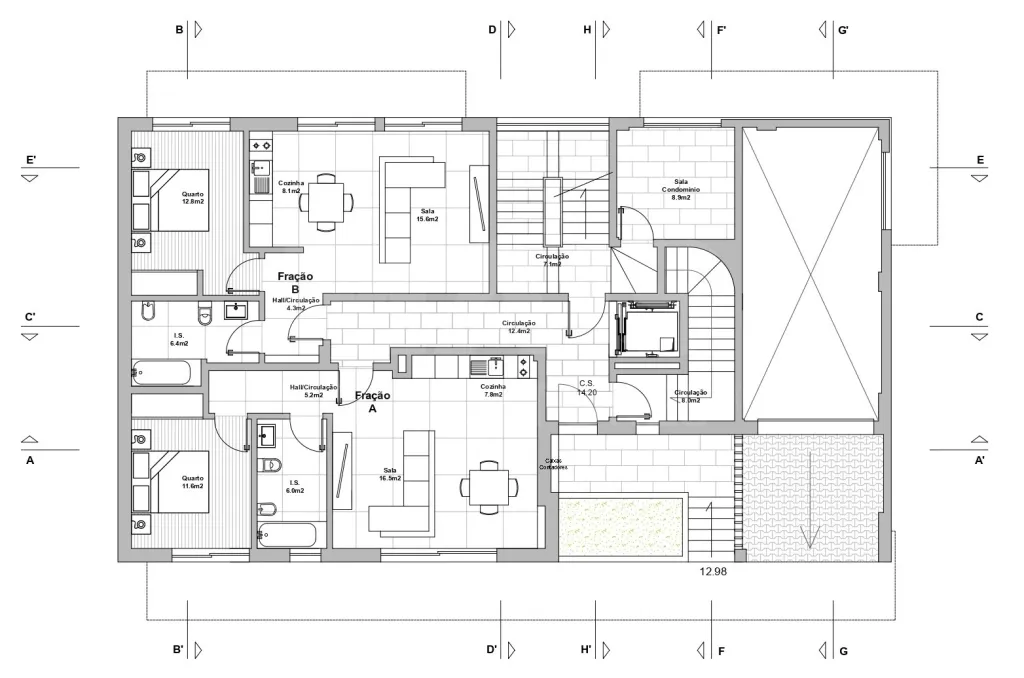 Apartamento T3 novo com estacionamento e piscina na cobertura
