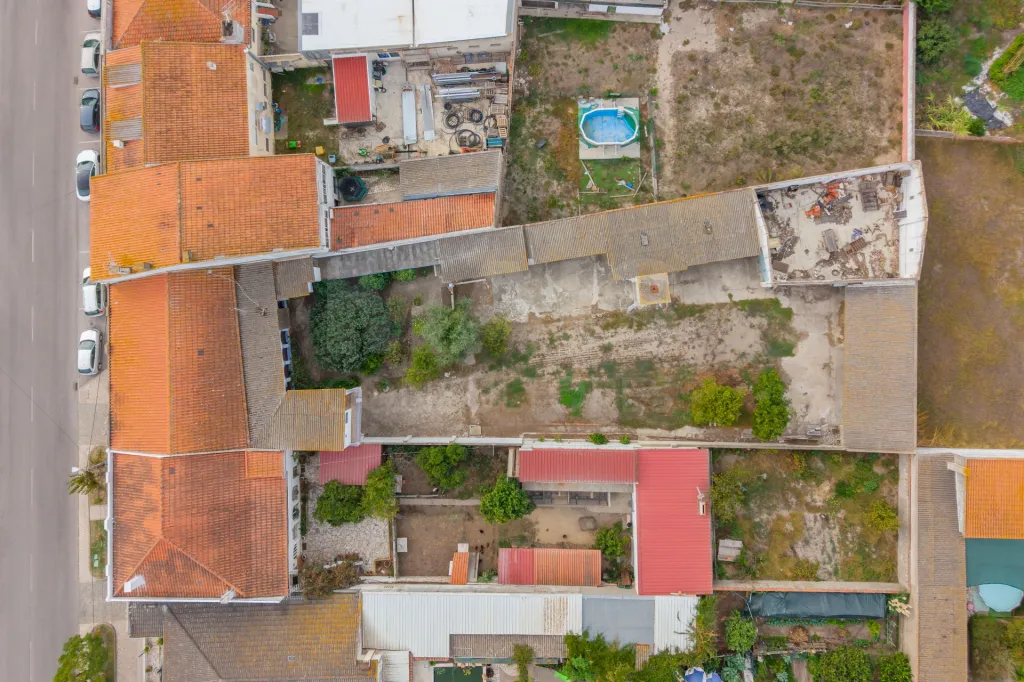 4-Bedroom House with Garage in Marinhais