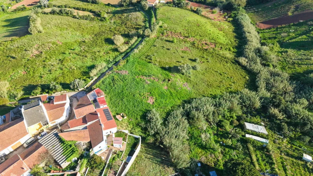 Terreno para Construção com Projeto aprovado - 10 minutos de Torres Vedras