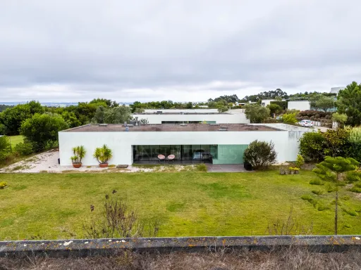 Moradia T3 em condomínio exclusivo