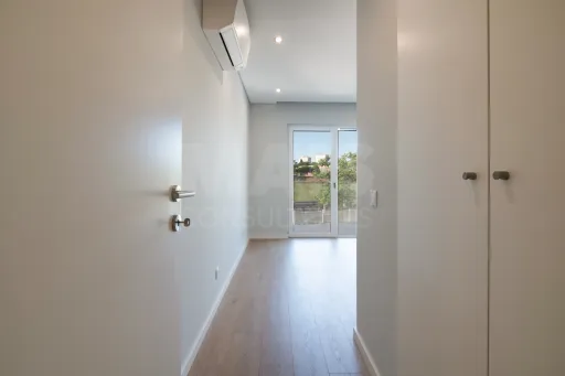 3-Bedroom Apartment at Quinta da Marianas