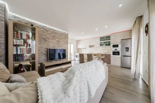 🏡Apartamento com 2 quartos, 1 deles Suite, em Ferrel I Construção 2018 I Mobilado e Equipado
