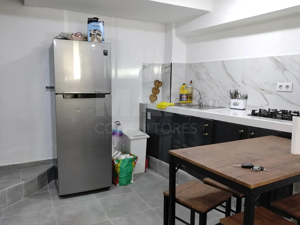 Moradia Remodelada V1 em Alhandra.