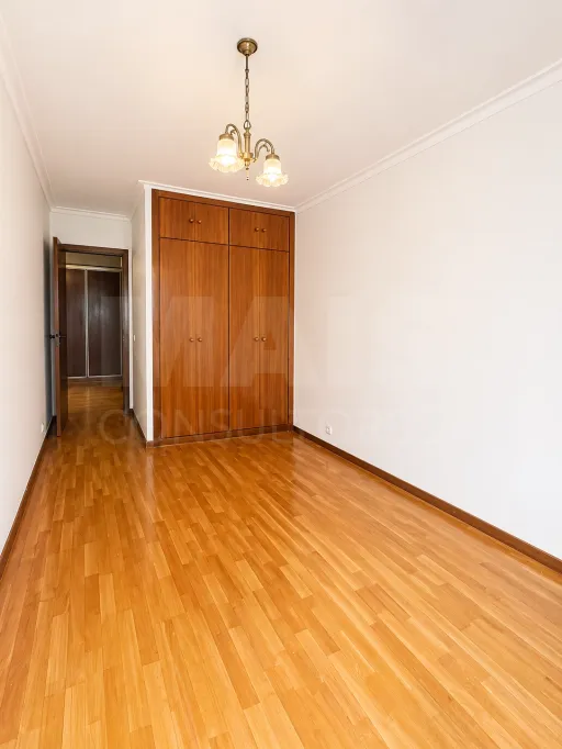 Apartamento T3 Olaias - Vista rio e garagem