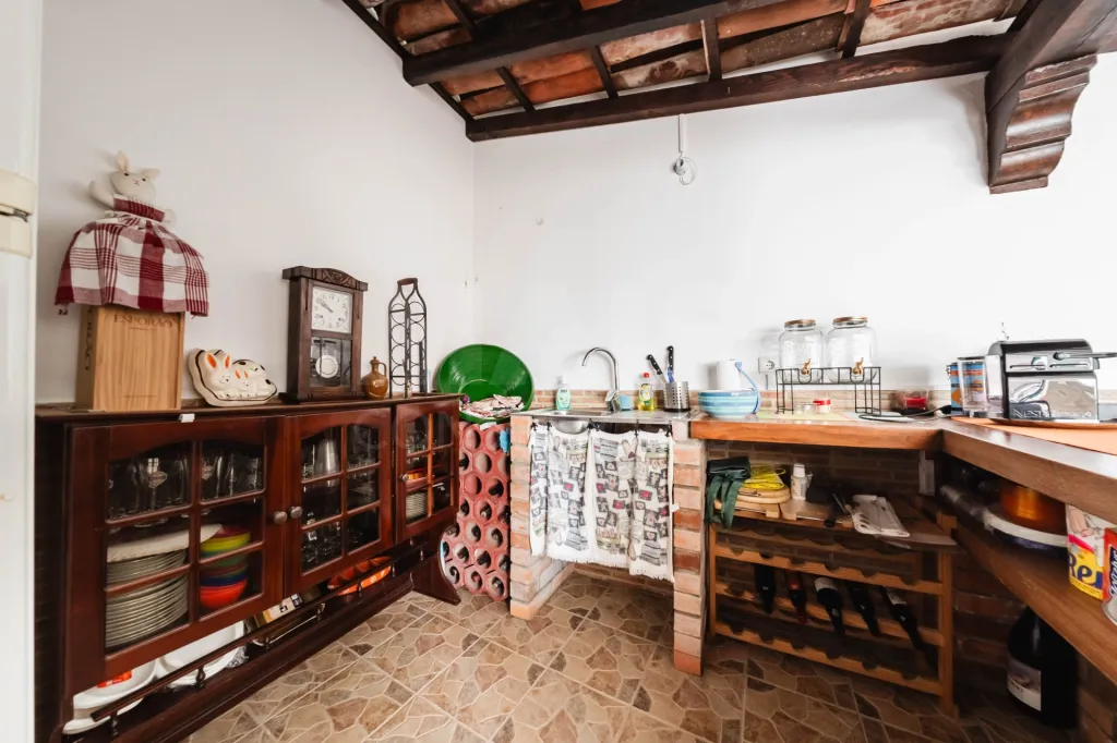 Moradia T5 com 2 Anexos em Terreno com mais de 1.400 m²