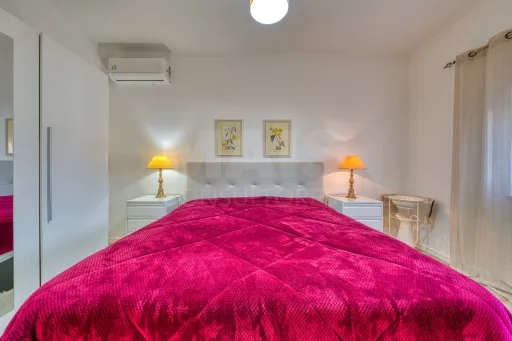 Viva com Espaço e Conforto: Moradia T4 com Anexo e Garagem em Coruche – Pronta a Habitar