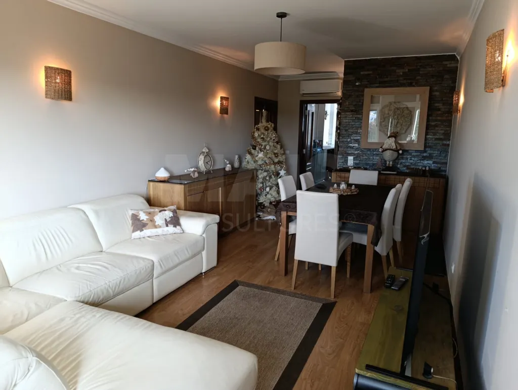 Renovated T2 with garage and storage room in Trajouce.