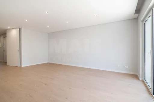 3-Bedroom Apartment at Quinta da Marianas