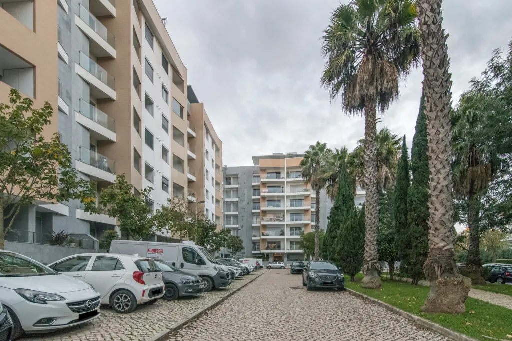 T2 Novo em Carcavelos