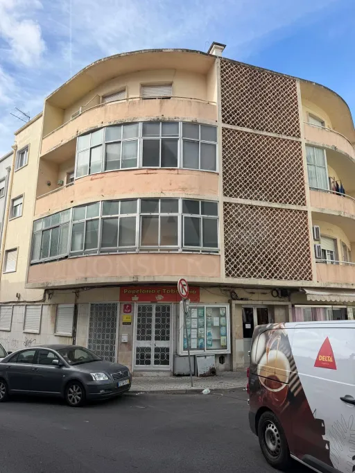 T2+1 remodelado no centro de Queluz |  Equipa Top+
