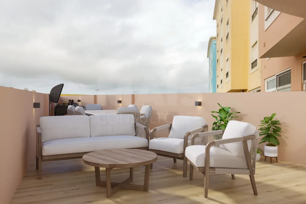 Apartamento T1+1 Renovado com Terraço, Conforto e Qualidade | Peniche