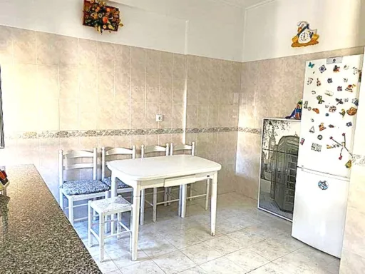 Apartamento T3 (originalmente T4) com 115 m² na Venteira – Amadora
