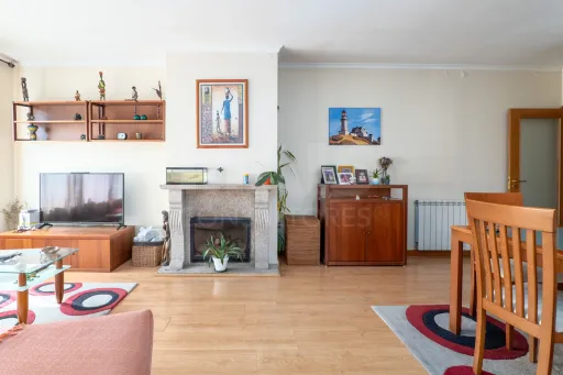 Apartamento T3 Madalena Vista Mar