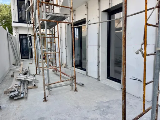 Apartamento T3 em Lourinhã, com Varanda Privativa de 32 m² + Garagem