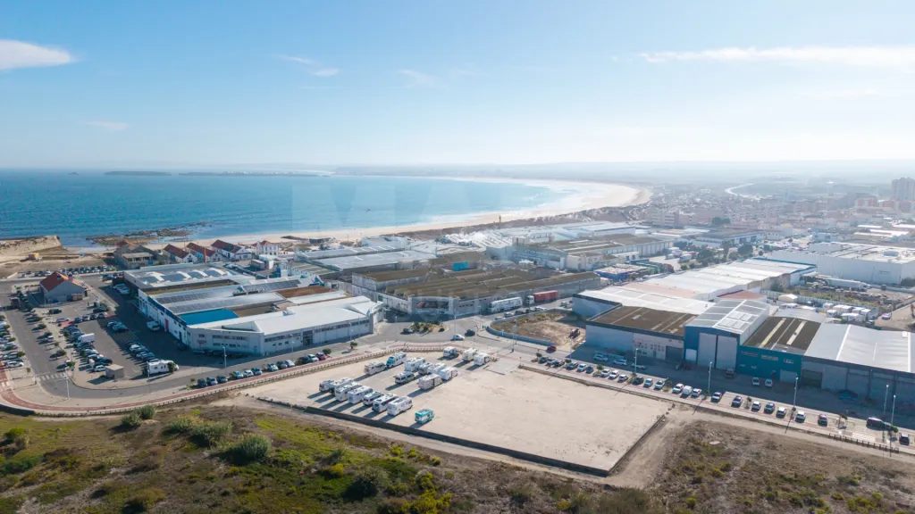 Oportunidade de investimento em Peniche | 8.848 m² | A 150 metros da praia