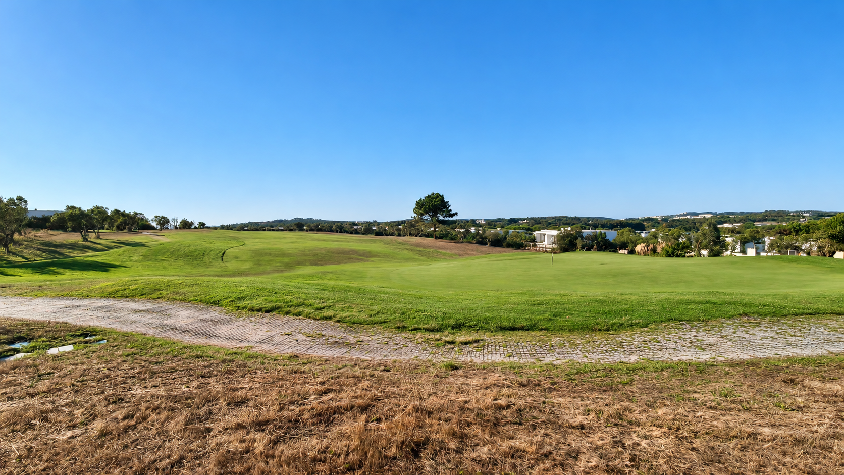 Lote Premium no Bom Sucesso Resort c/ Projeto Aprovado e Assinado por Souto Moura