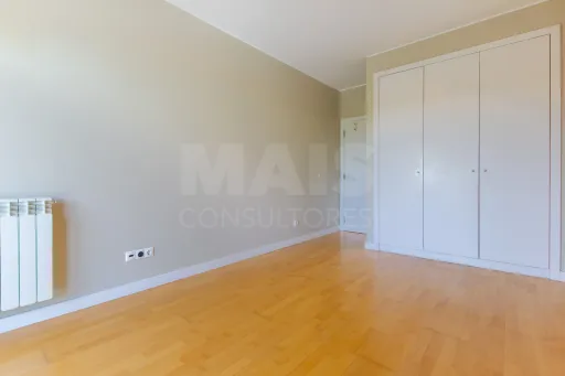Apartamento T3 + Box