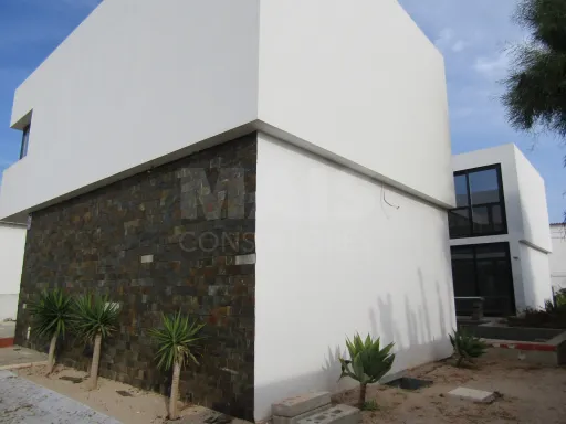 Moradia T3 em Pêra | Algarve