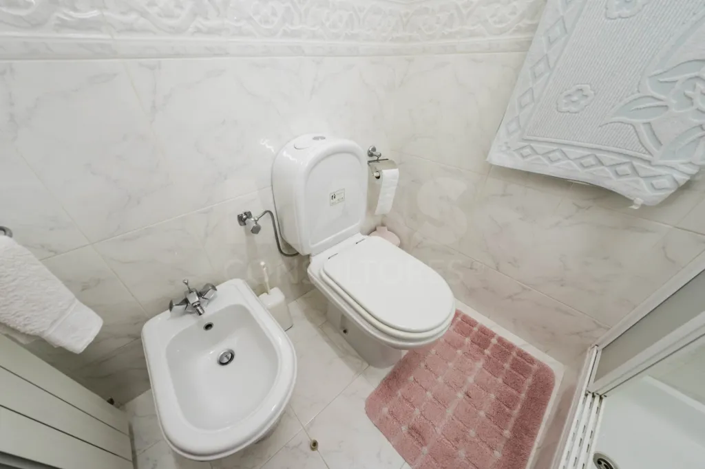 Apartamento T3 na Encosta do Sol — Espaço, Conforto e Excelente Exposição Solar