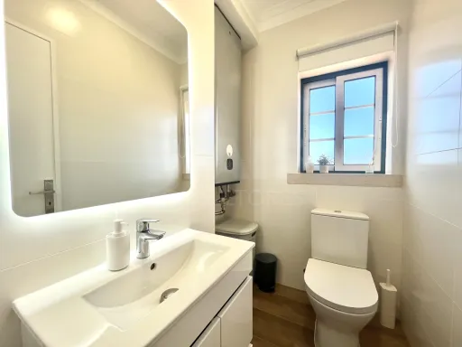 Fully renovated 3-bedroom apartment in Samora Correia