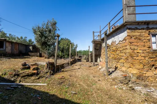 PROPRIEDADE DE CARÁTER NA N2 | 400 m² DE CONSTRUÇÃO, OLIVAL E POTENCIAL TURÍSTICO