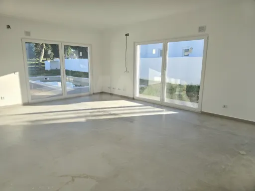 Moradia nova com piscina | Caldas da Rainha