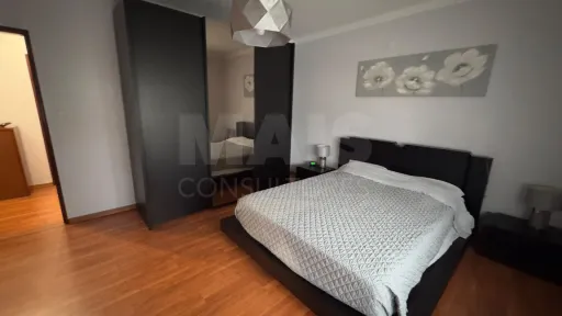 Apartamento T2 com Garagem e Logradouro em Atouguia da Baleia