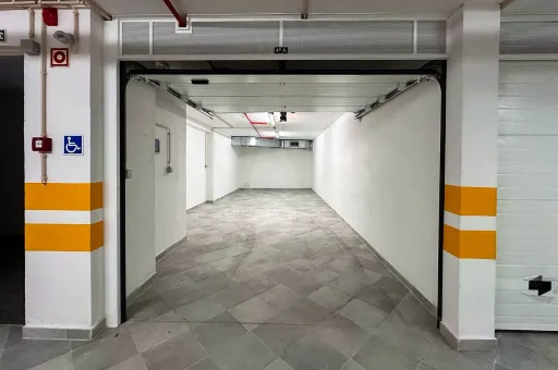T3 com Box para 2 carros | Colinas do Cruzeiro, Odivelas