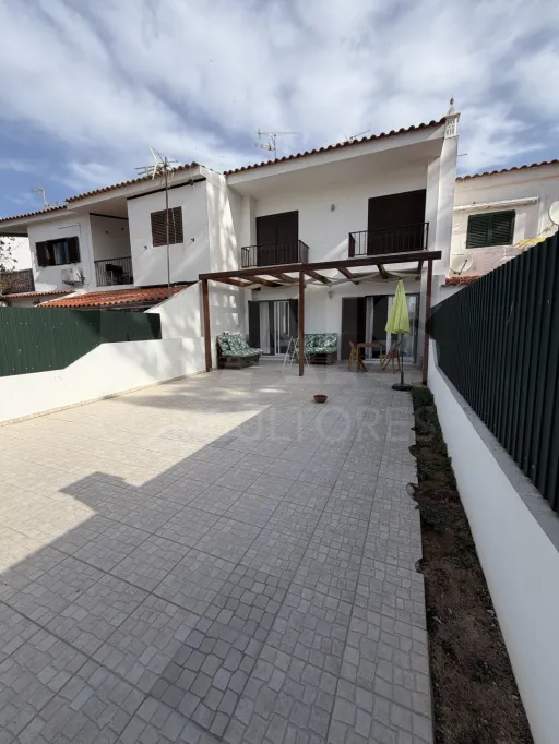 T2 em Monte Gordo – Aldeia Nova | Espaço Exterior